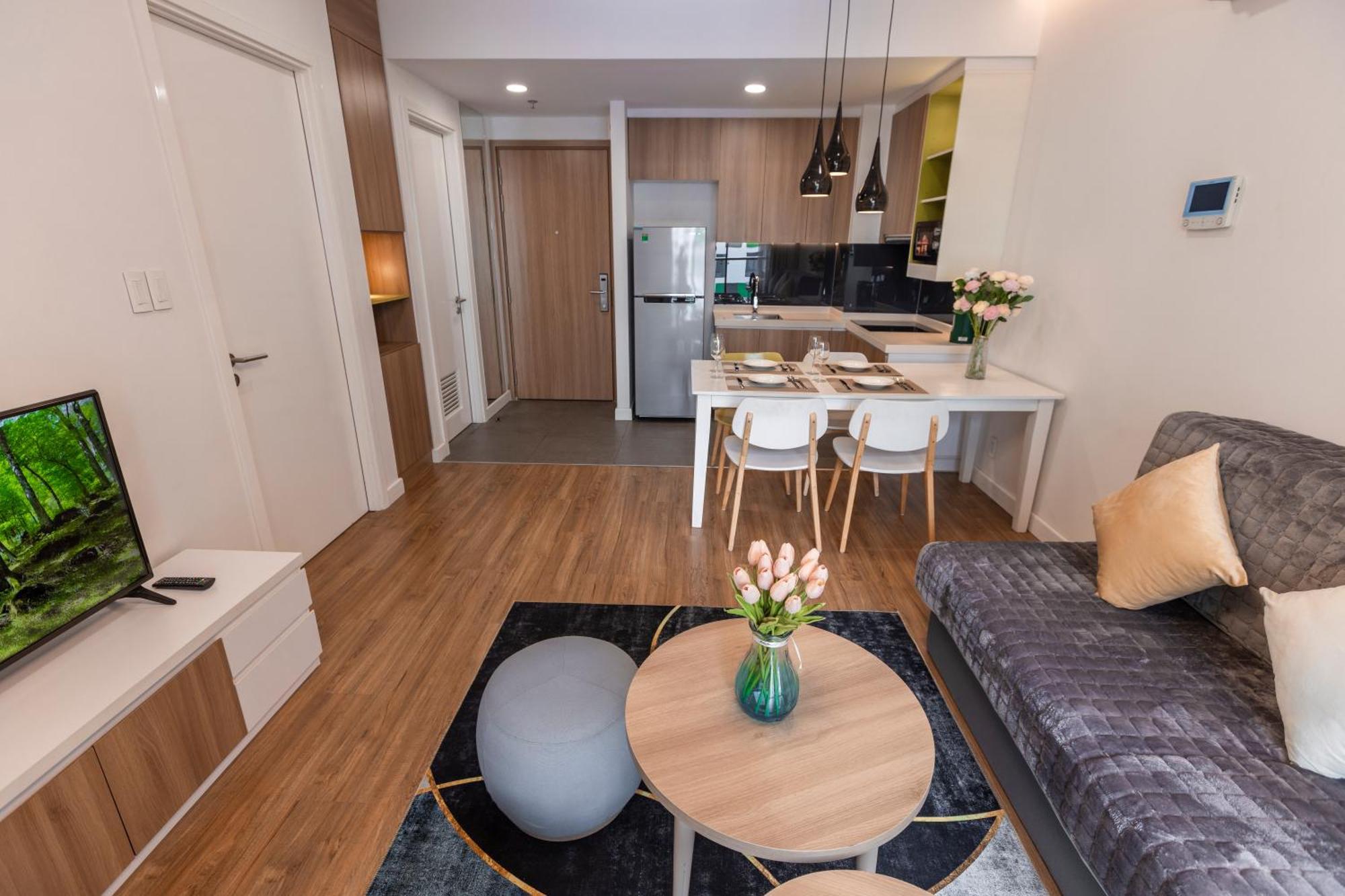 Republic Apartments Saigon Airport โฮจิมินห์ซิตี้ ภายนอก รูปภาพ