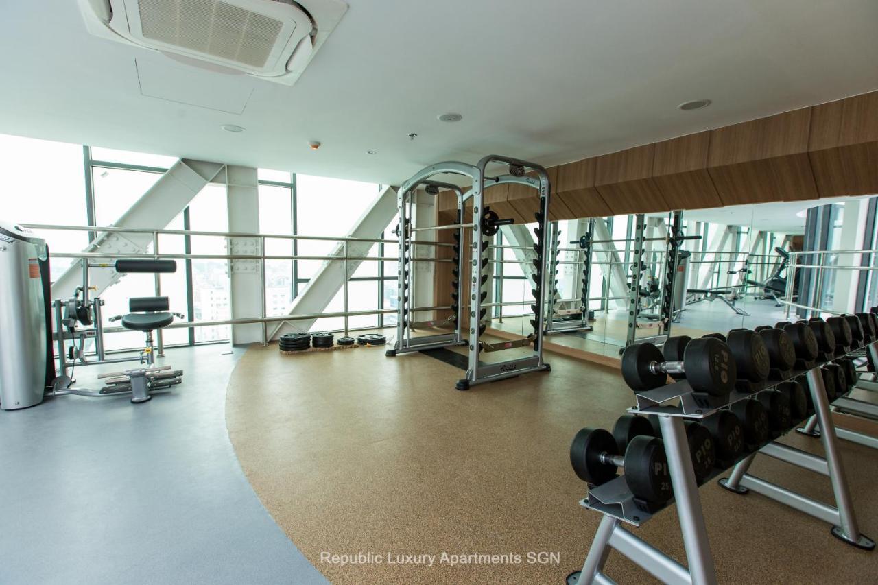 Republic Apartments Saigon Airport โฮจิมินห์ซิตี้ ภายนอก รูปภาพ